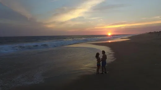 Puesta del sol desde club de playa